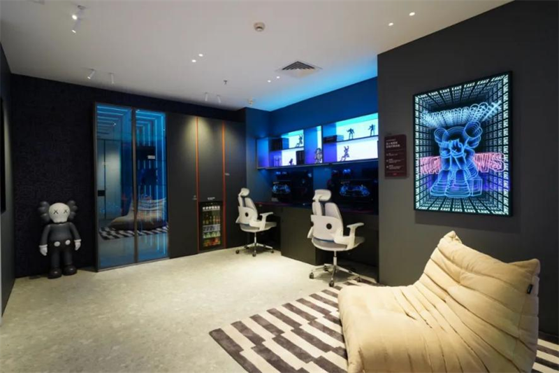 目測，你也需要一間“天命”電競房！